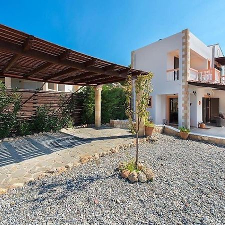 Villa Pefki Екстериор снимка